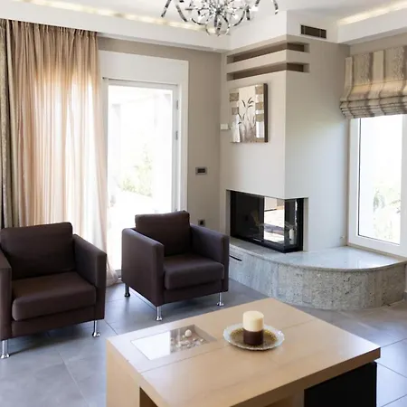 ヴィラ Tselepis At *