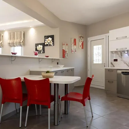 Tselepis At * Lakíthra