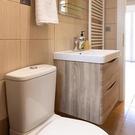 ヴィラ Tselepis At