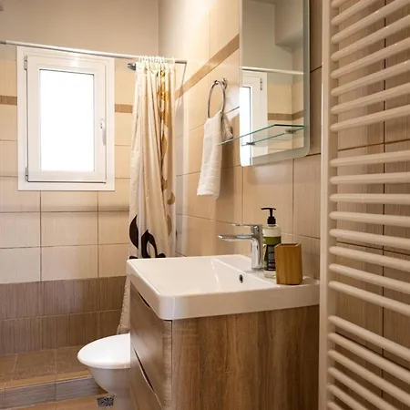 Tselepis At * Lakíthra